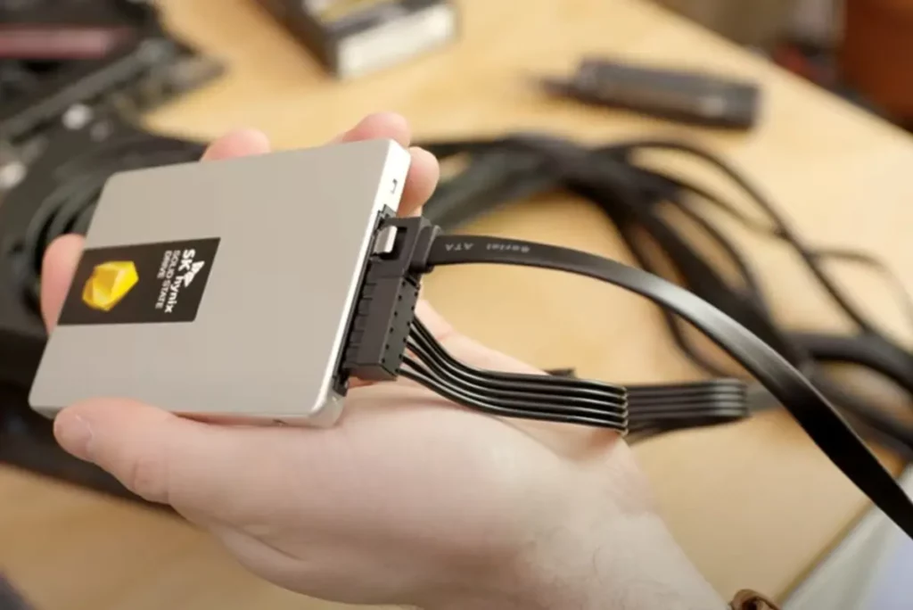 Do SATA cables come with SSD